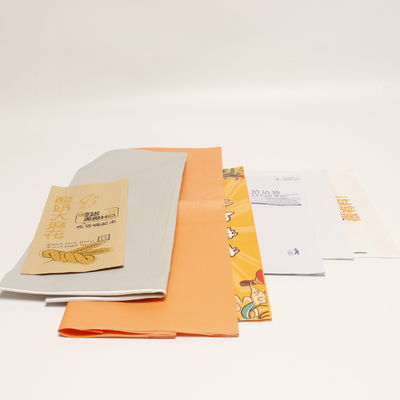Quadratisch gedruckte Cocktail-Papier-Servietten, 3 Zweifach-Papier-Servietten für die Party.